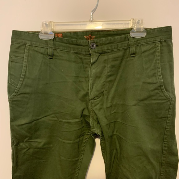 Men’s green khaki Dockers 34 x 30 - Picture 3 of 7